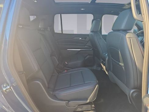 Certified 2026 Chevrolet Traverse Z71 w/ Driver Confidence Package AWD/4WD image 18