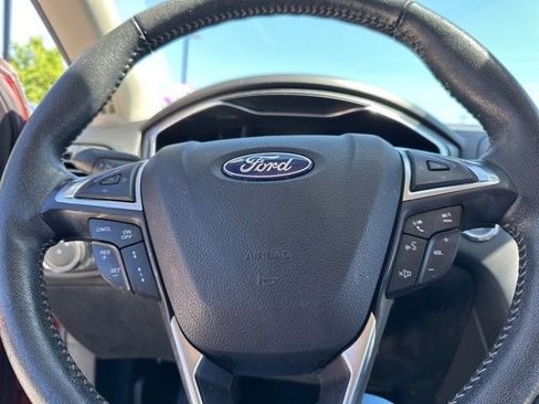 Used 2020 Ford Fusion SE w/ Equipment Group 151A image 8