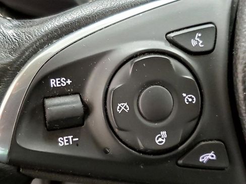 Used 2018 Buick Envision Essence image 30