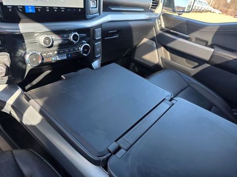 Used 2025 Ford F150 Lariat w/ Equipment Group 502A High image 30