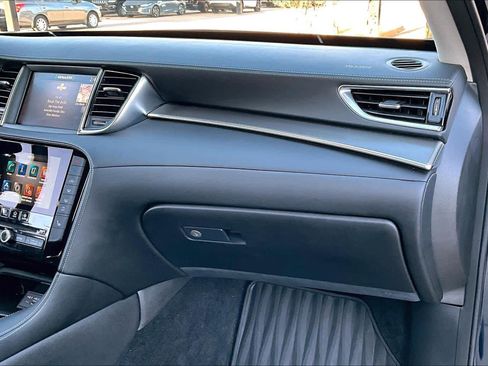 Used 2023 INFINITI QX50 Luxe image 17