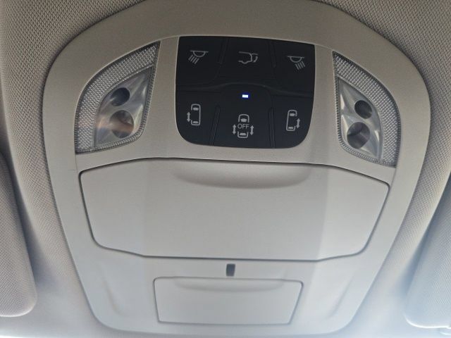 Used 2019 Chrysler Pacifica Touring-L w/ Advanced Safetytec Group FWD image 31