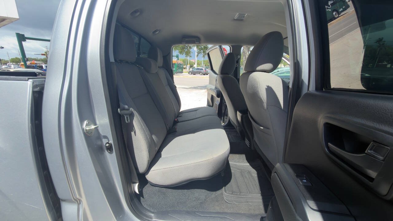 Used 2017 Toyota Tacoma SR w/ SR Convenience Package RWD image 12
