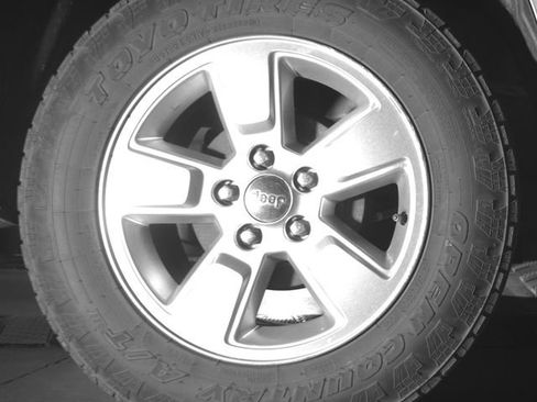 Used 2014 Jeep Compass Sport w/ Power Value Group FWD image 12