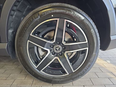 New 2026 Mercedes-Benz GLC 300 image 35