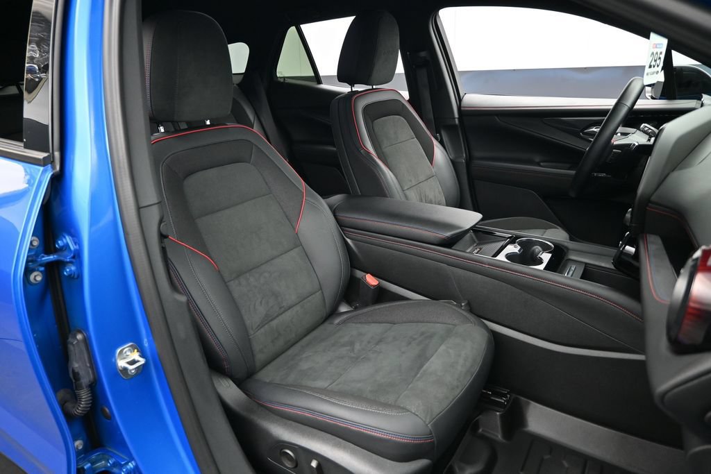 Used 2024 Chevrolet Blazer EV RS AWD/4WD image 24