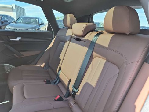 Used 2022 Audi Q5 2.0T Premium Plus w/ Premium Plus Package image 19