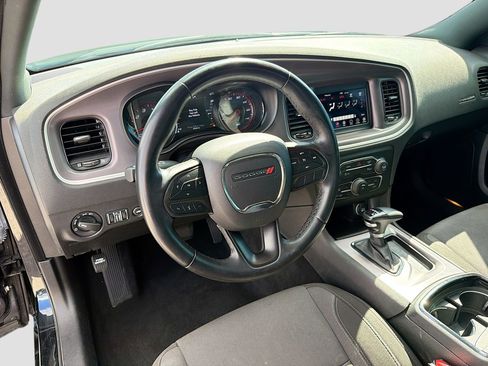 Used 2022 Dodge Charger SXT w/ Blacktop Package image 25