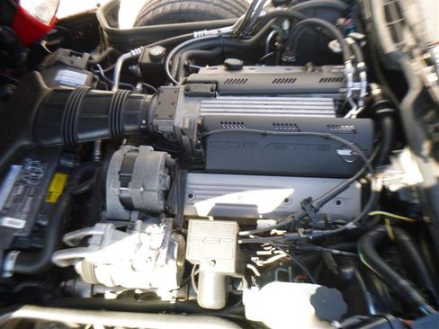 Used 1992 Chevrolet Corvette Convertible image 28