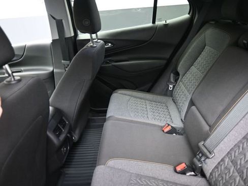 Used 2024 Chevrolet Equinox LT image 22