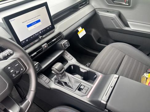 New 2026 Toyota RAV4 SE AWD/4WD image 19