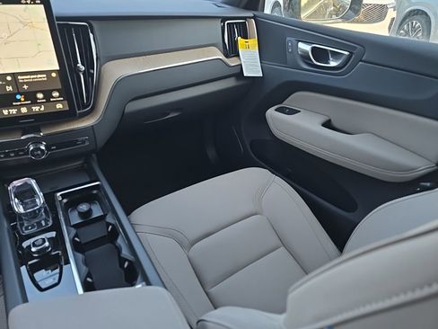 New 2026 Volvo XC60 B5 Plus w/ Climate Package AWD/4WD image 20