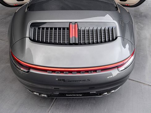 Certified 2021 Porsche 911 Carrera 4S image 31