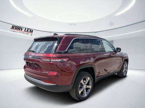 New 2026 Jeep Grand Cherokee Limited AWD/4WD image 3