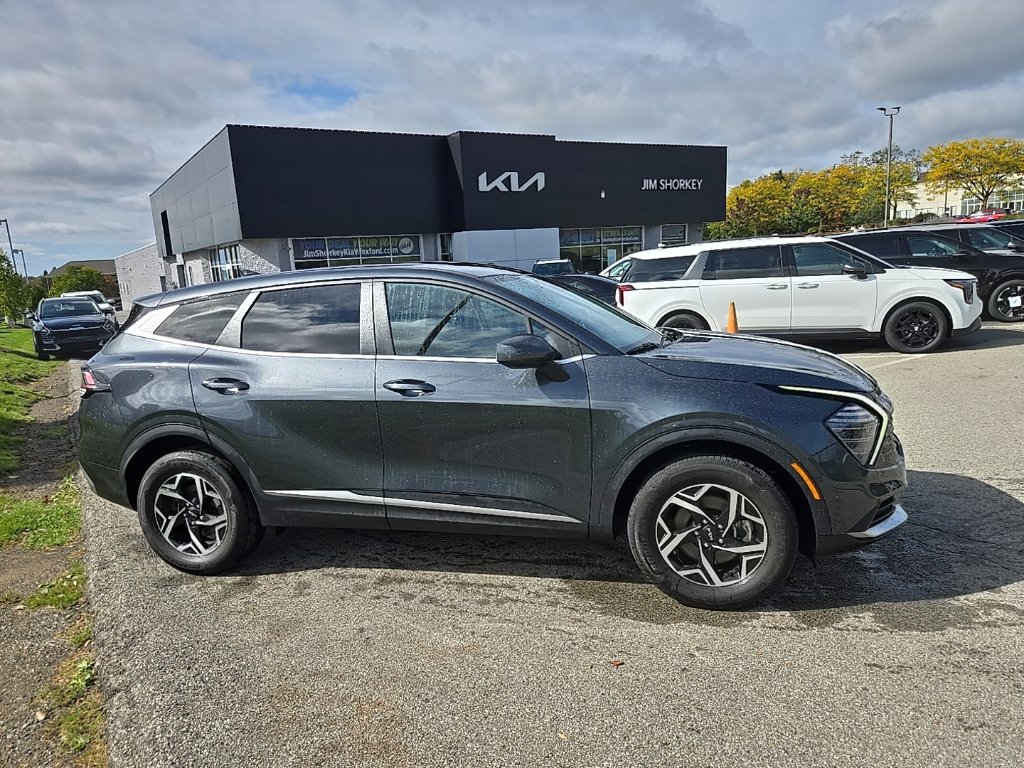 Certified 2024 Kia Sportage LX AWD/4WD image 2