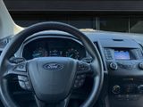 Used 2019 Ford Edge SE image 3