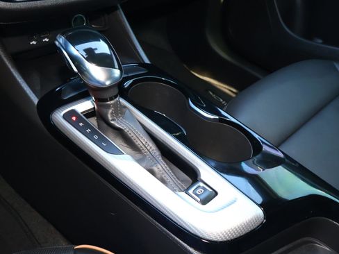 Used 2025 Buick Envista Avenir image 28