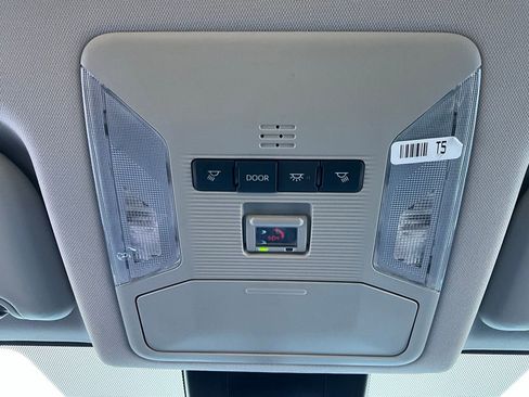 Used 2025 Toyota RAV4 LE image 16