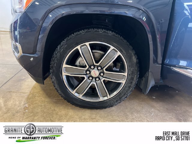 Used 2019 GMC Acadia Denali w/ Technology Package AWD/4WD image 27
