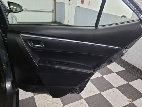 Used 2014 Toyota Corolla S FWD image 24