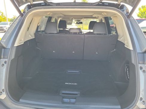 Used 2022 Nissan Rogue SL FWD image 9