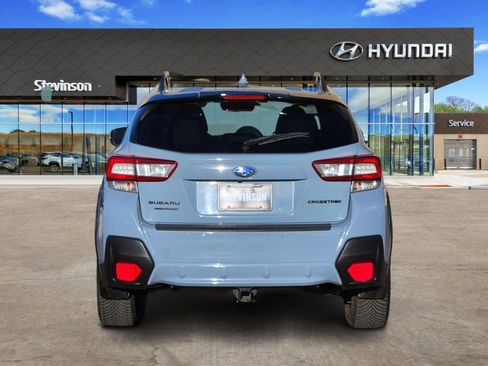 Used 2018 Subaru Crosstrek 2.0i Limited image 3