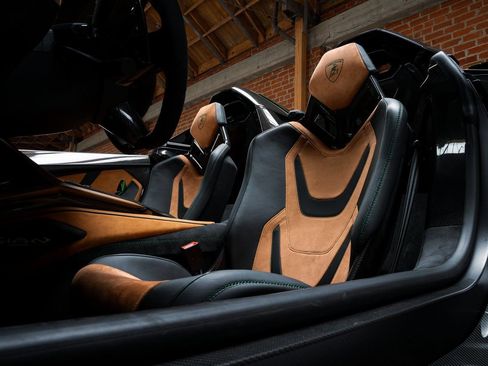 Used 2021 Lamborghini Sian Roadster AWD/4WD image 6