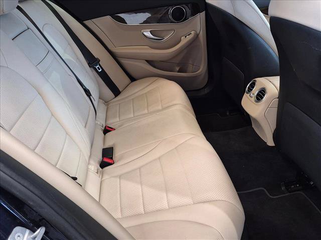 Used 2019 Mercedes-Benz C 300 Sedan image 18