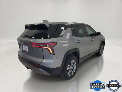 Used 2025 Chevrolet Equinox LT FWD image 6