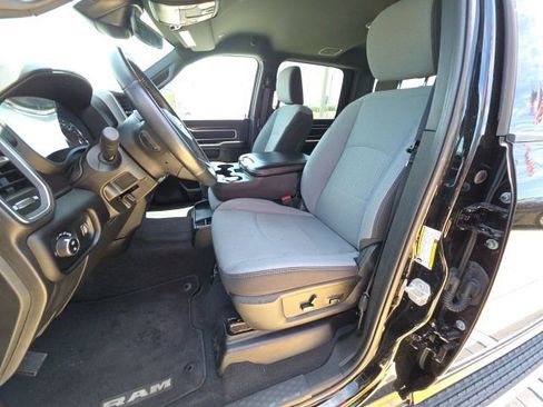 Used 2024 RAM 2500 Big Horn w/ Safety Group image 14