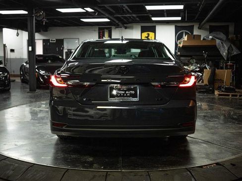 Used 2025 Toyota Camry LE image 6