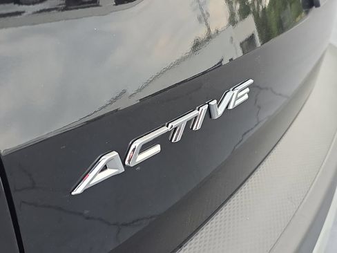 Used 2025 Ford Escape Active AWD/4WD image 6