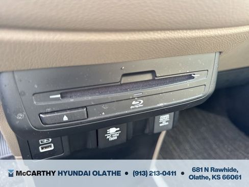 Used 2023 Honda Odyssey Touring image 16