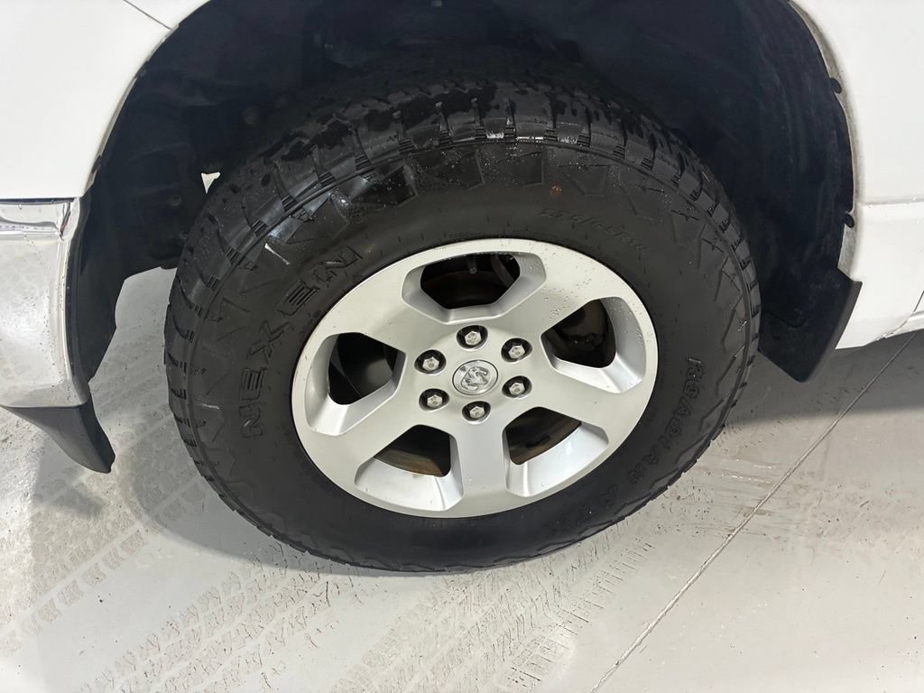 Used 2020 RAM 1500 Big Horn AWD/4WD image 9