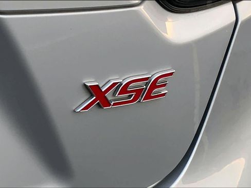 Used 2022 Toyota Corolla XSE w/ Carpet Mat Package (TMS) FWD image 10