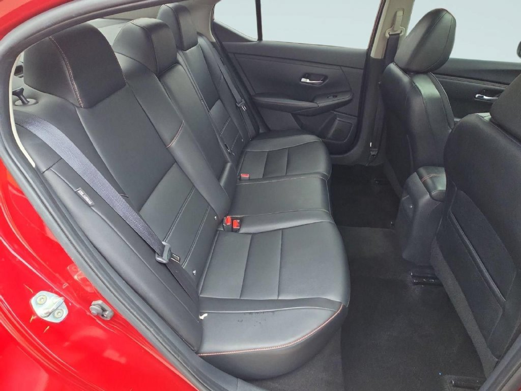 Used 2023 Nissan Sentra SR w/ SR Premium Package FWD image 29