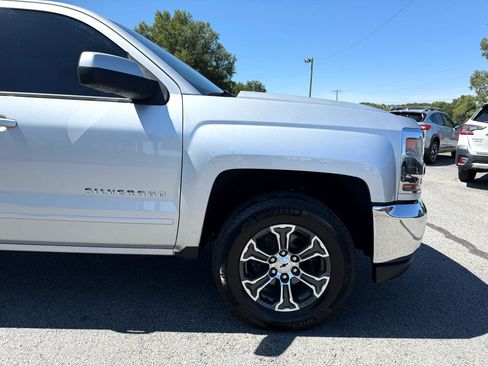 Used 2018 Chevrolet Silverado 1500 LT w/ All Star Edition image 35