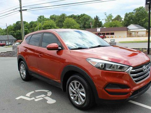 Used 2017 Hyundai Tucson SE FWD image 3