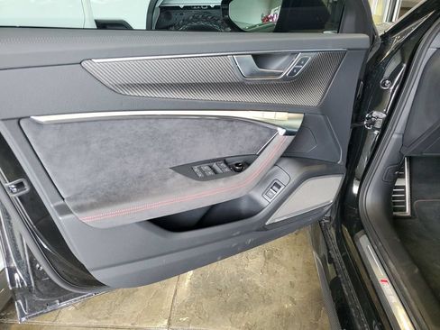 Used 2025 Audi RS 6 performance AWD/4WD image 23