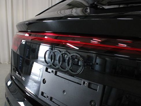 New 2026 Audi Q8 Premium Plus AWD/4WD image 31
