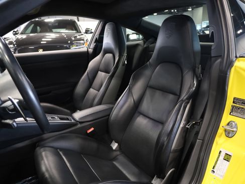 Used 2013 Porsche 911 Carrera 4S image 16