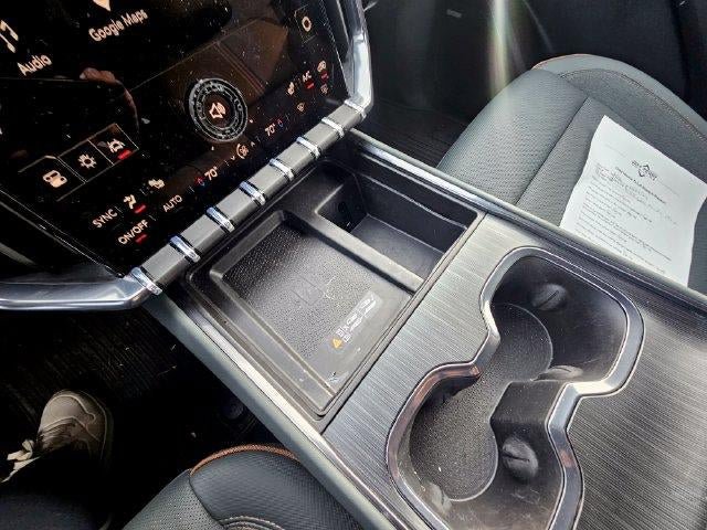 Used 2025 GMC Acadia AT4 w/ LPO, All-Weather Package AWD/4WD image 19