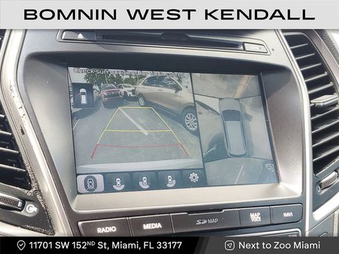 Used 2018 Hyundai Santa Fe SE image 26