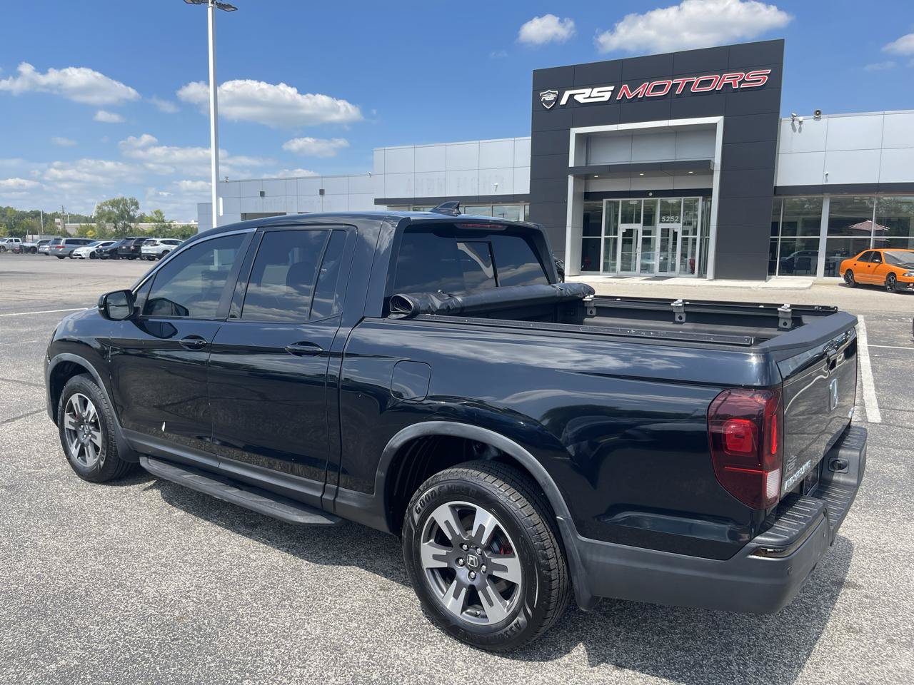 Used 2017 Honda Ridgeline Black Edition image 3