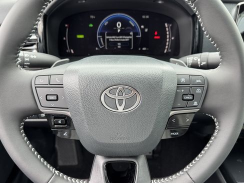 New 2026 Toyota Camry SE FWD image 21