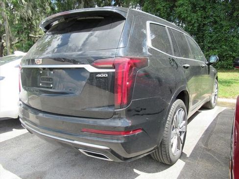 Used 2025 Cadillac XT6 Premium Luxury w/ Platinum Package AWD/4WD image 4