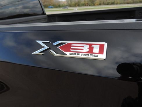 Used 2021 GMC Sierra 1500 Elevation image 12