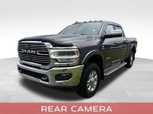Used 2022 RAM 3500 Laramie w/ Chrome Appearance Group AWD/4WD image 10
