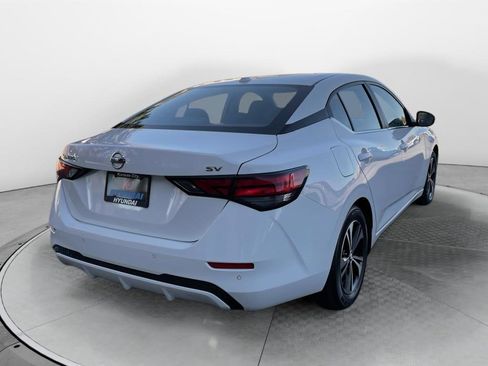 Used 2022 Nissan Sentra SV image 5