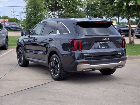 New 2026 Kia Sorento S FWD image 3